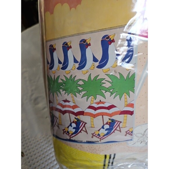 VTG 1980s St Mary's Blanket Day at the Beach 60x90 Penguins Palm Trees NEW - Picture 3 of 5
